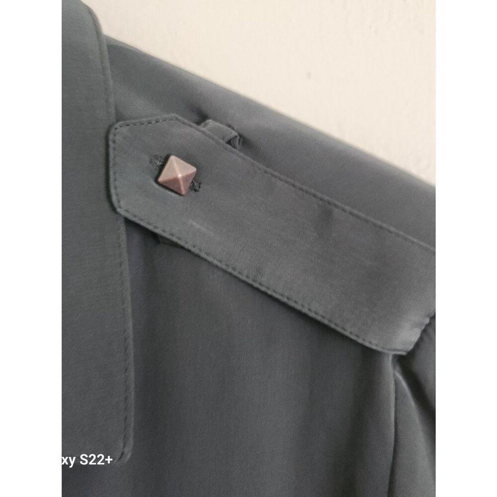 U52 Rock & Republic shirt Olive Green w square metal buttons & roll tab sleeves - Picture 8 of 16